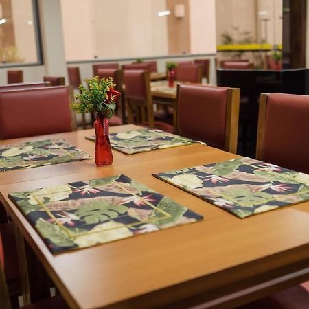 Ibituruna Center Hotel غوفيرنادور فالاداريس المظهر الخارجي الصورة