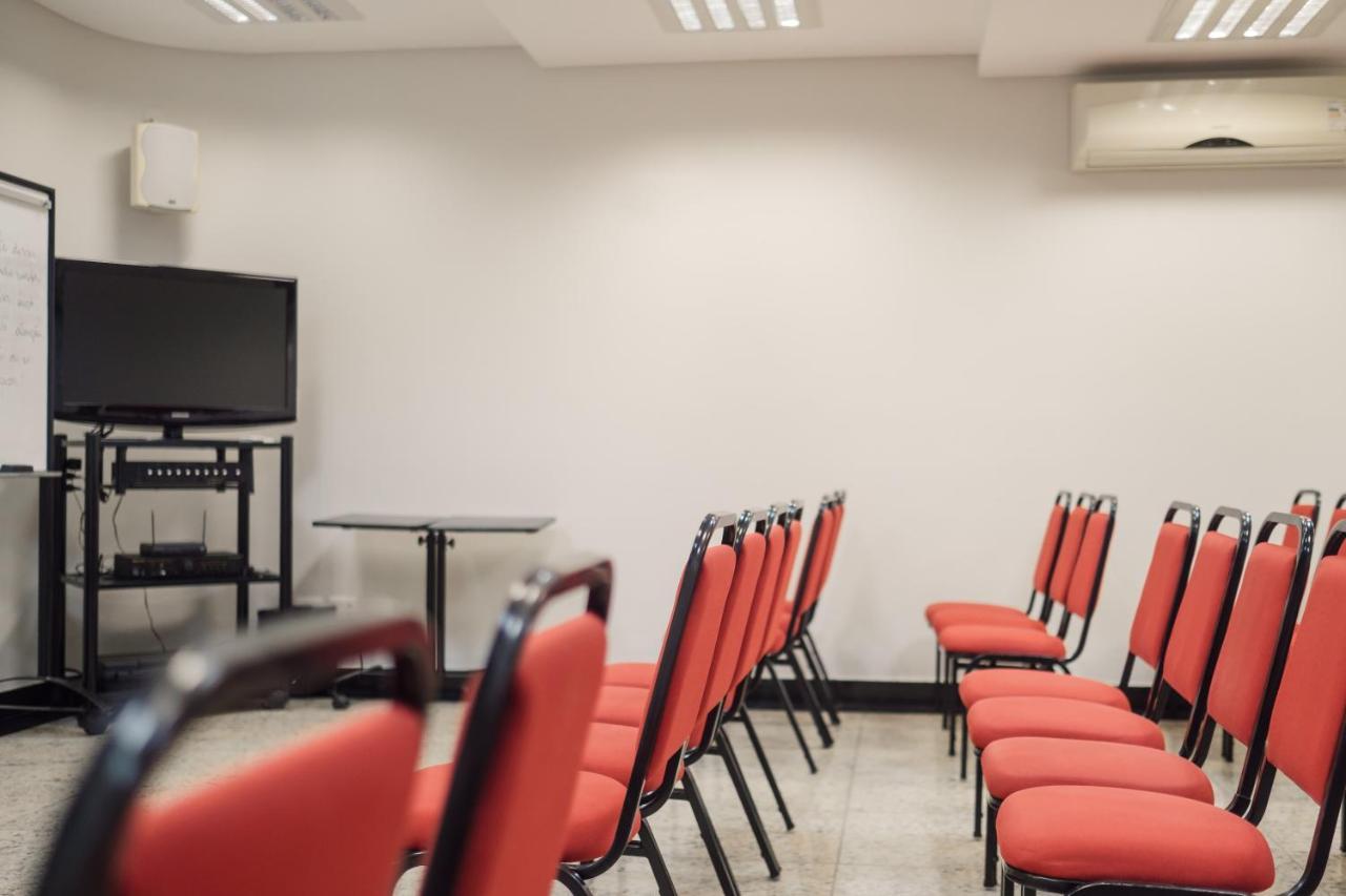 Ibituruna Center Hotel غوفيرنادور فالاداريس المظهر الخارجي الصورة