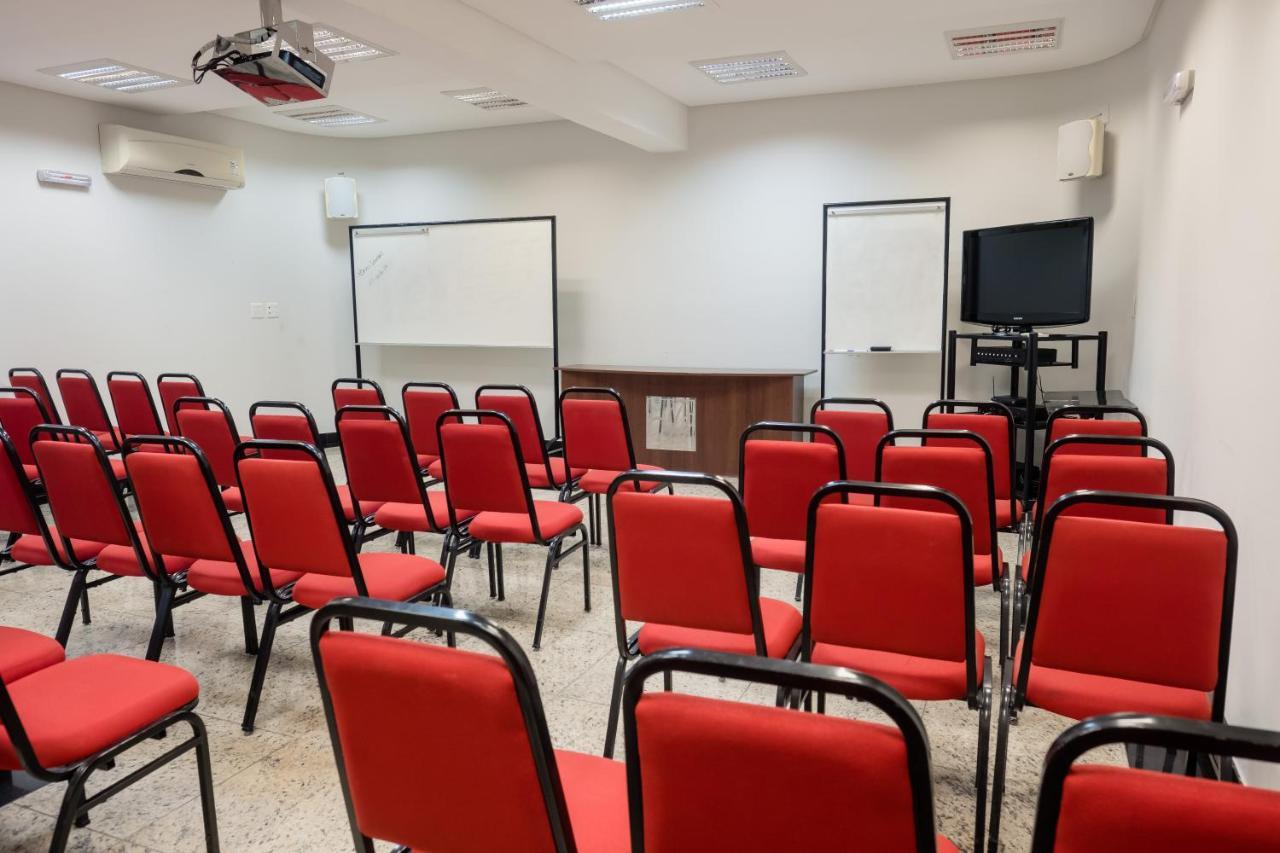 Ibituruna Center Hotel غوفيرنادور فالاداريس المظهر الخارجي الصورة