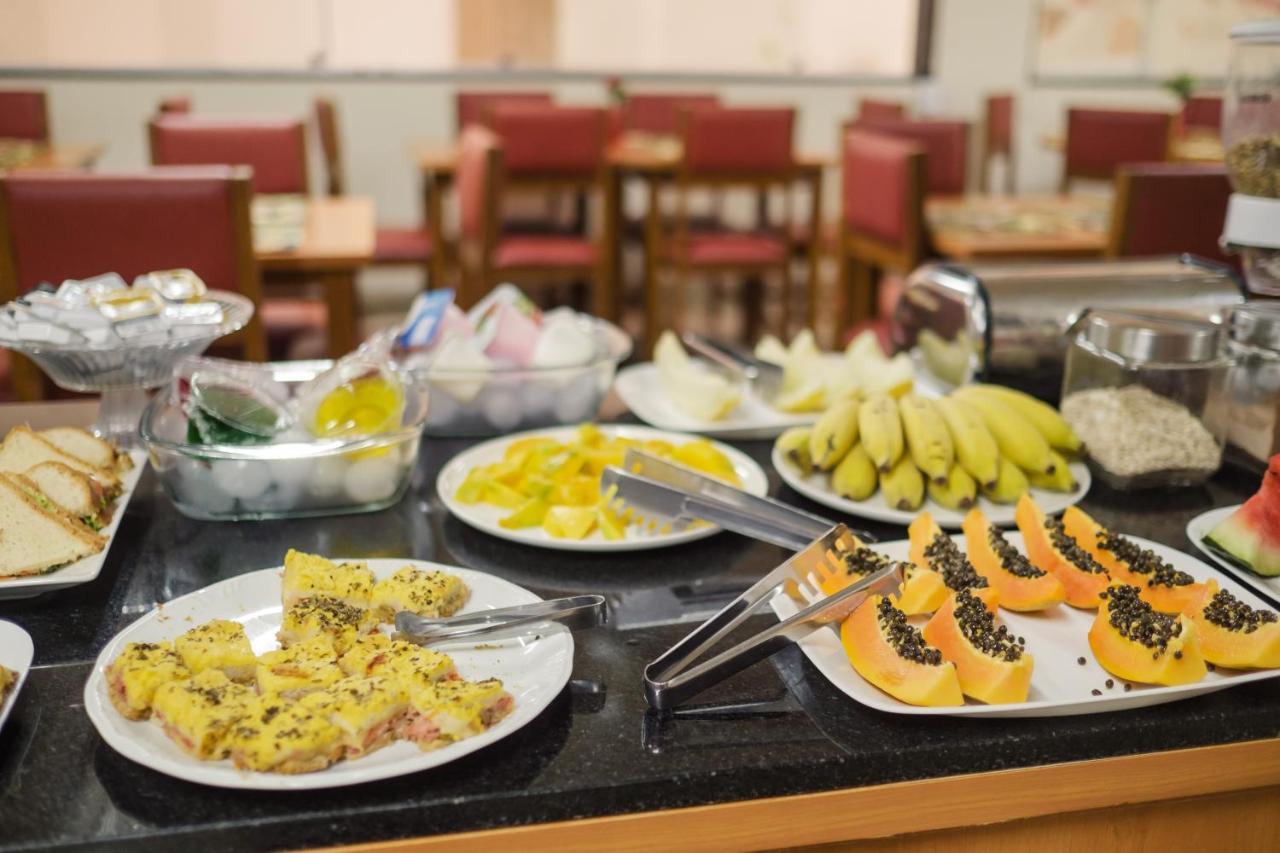 Ibituruna Center Hotel غوفيرنادور فالاداريس المظهر الخارجي الصورة